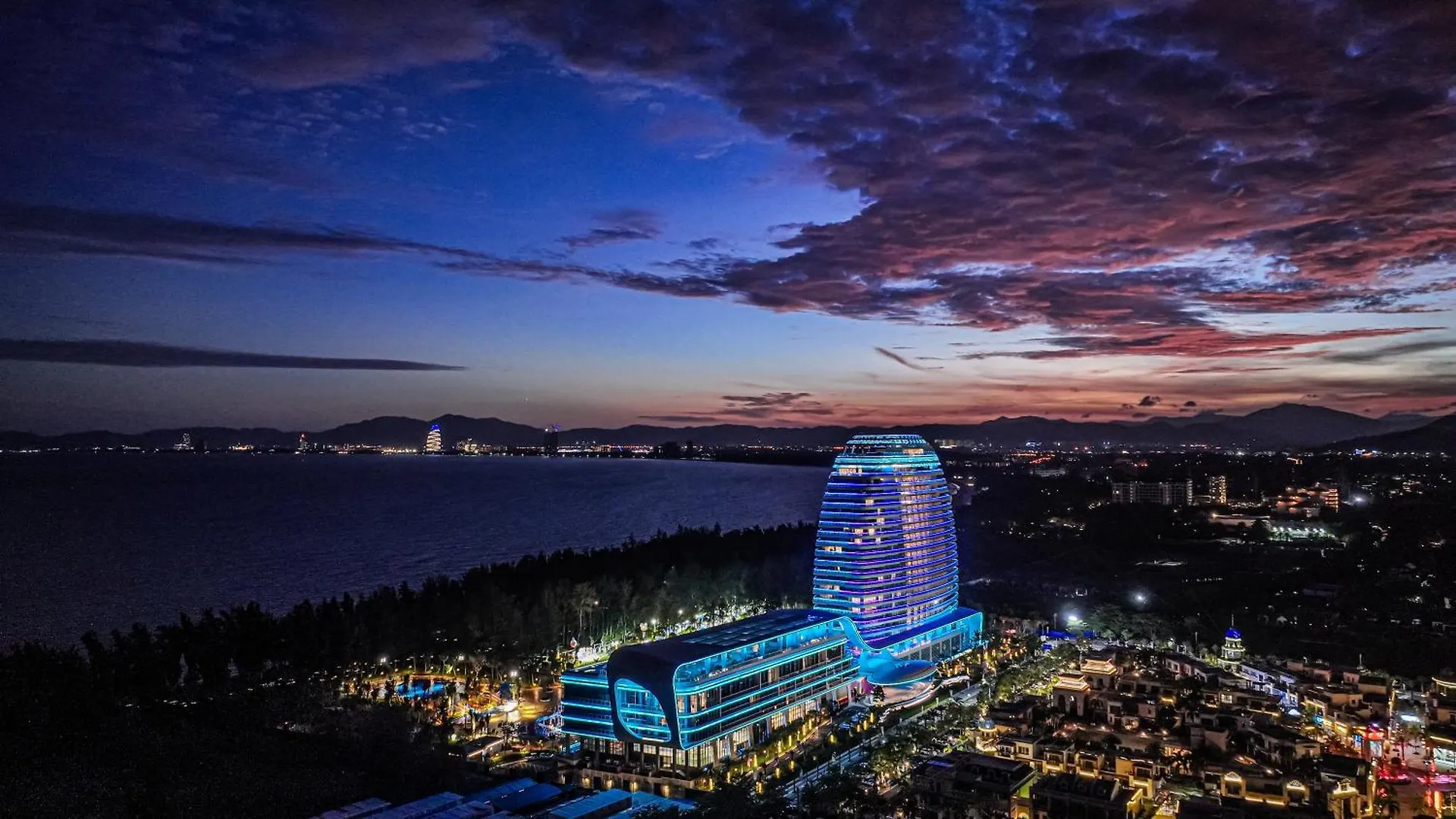 Hainan Sangem Moon Hotel Sanya