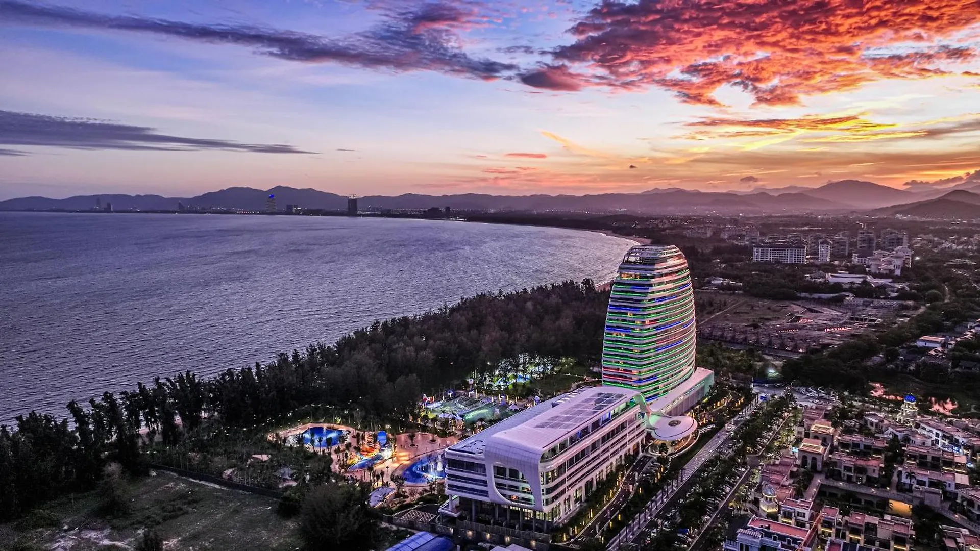 Hainan Sangem Moon Hotel Sanya
